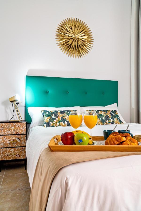 Old Town - Cultural Experience Apartment Малага Екстериор снимка